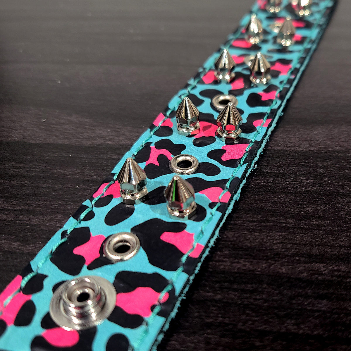 Teal Retro Leopard Leather Bracelet