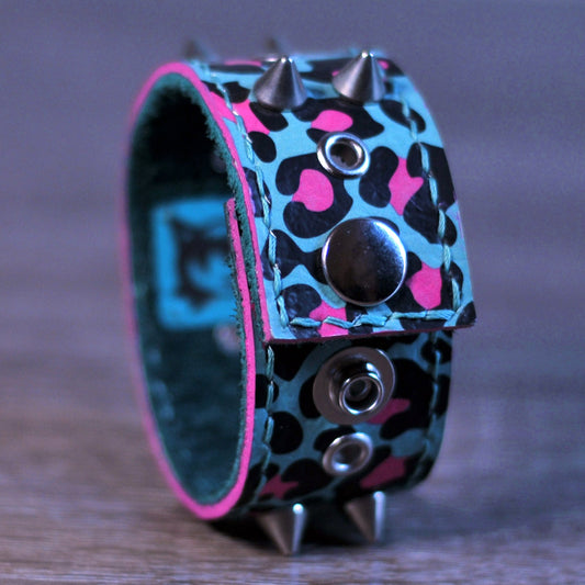 Teal Retro Leopard Leather Bracelet